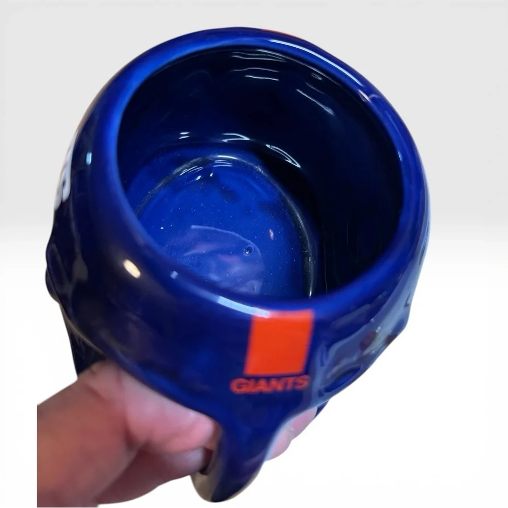 NFL New York GIANTS  -FOOTBALL HELMET SHAPE MUG-CERAMIC TAKE A LOOK NOW LAST ONE
